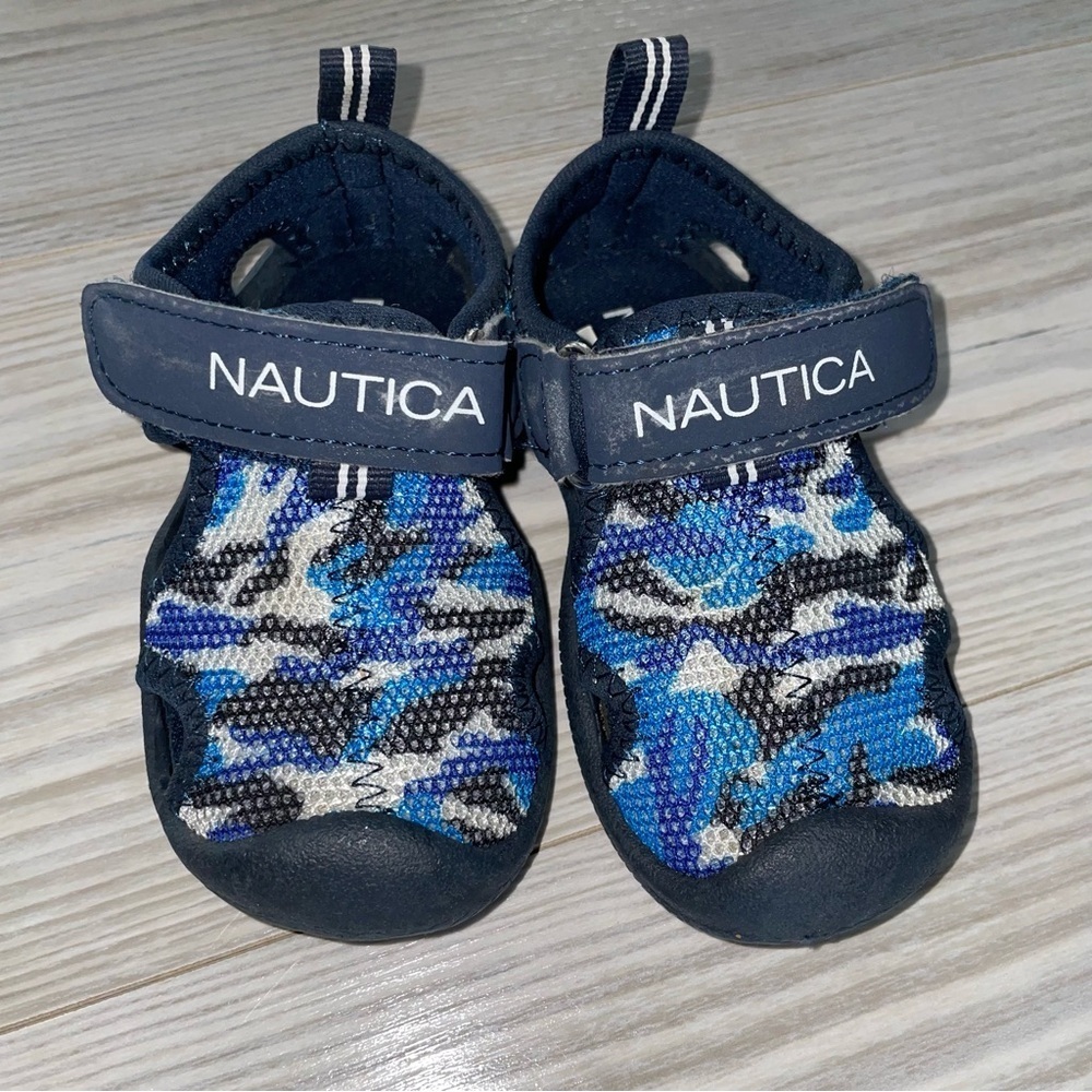 ⭐Nautica Baby Boys Water Shoes Size 5⭐